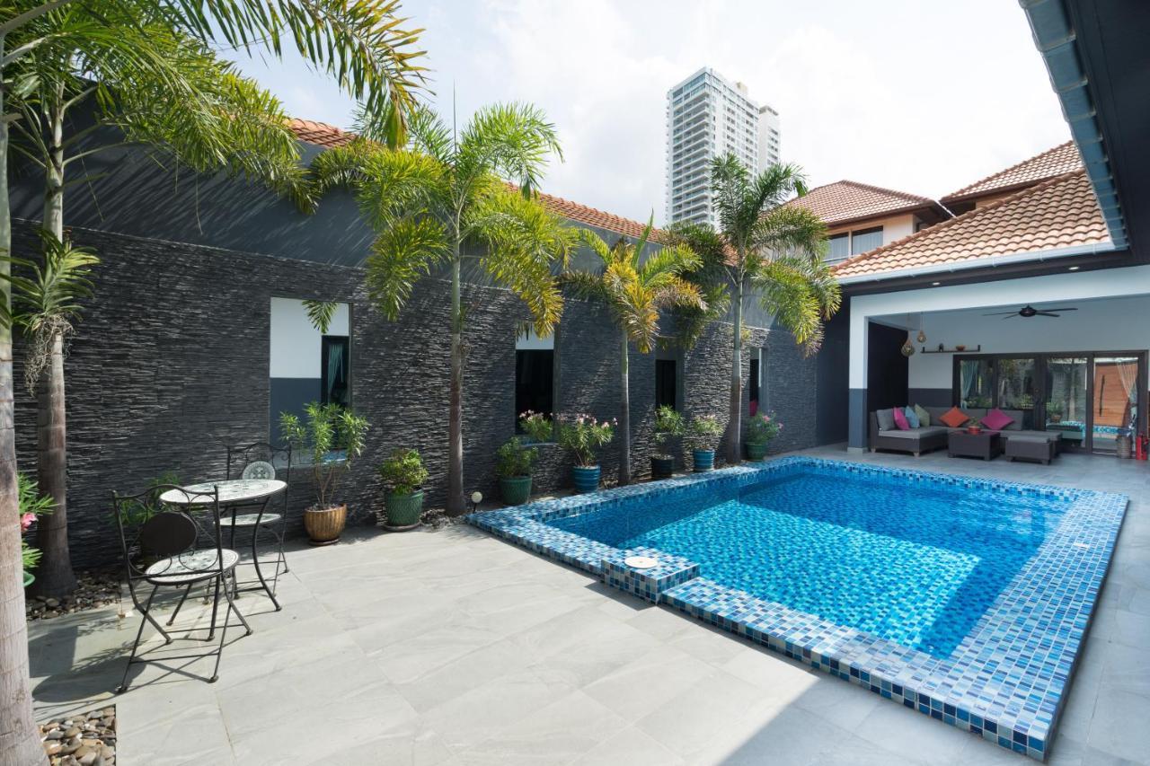 Majestic By Korawan Villa Pattaya Buitenkant foto