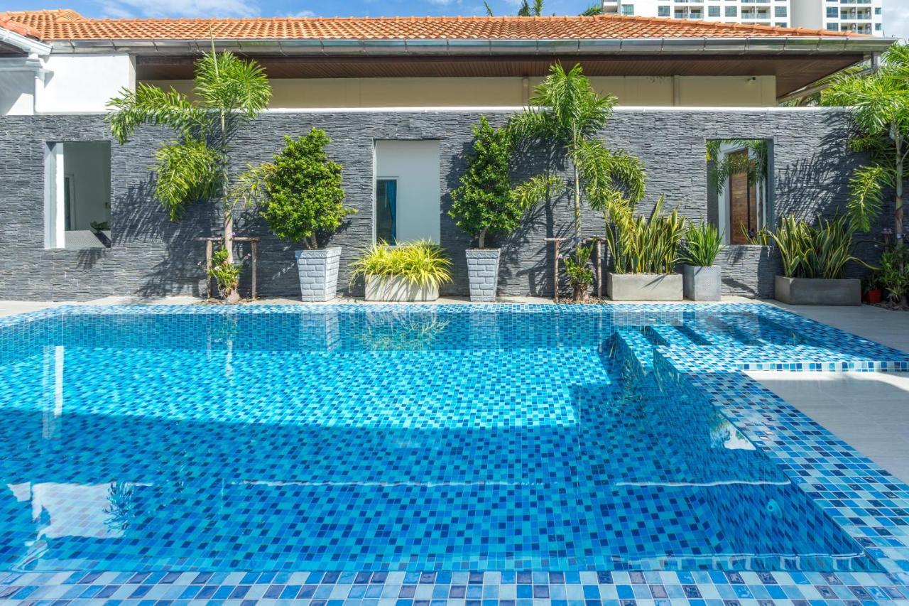Majestic By Korawan Villa Pattaya Buitenkant foto