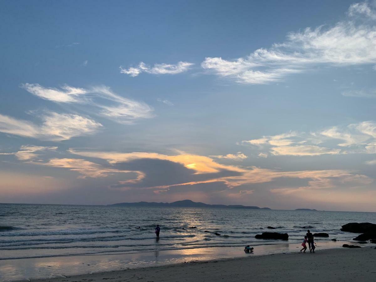 Majestic By Korawan Villa Pattaya Buitenkant foto